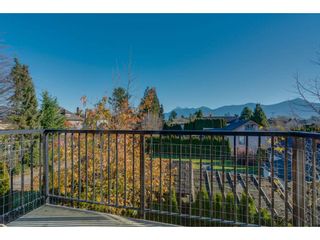 Photo 19: 209 46021 SECOND Avenue in Chilliwack: Chilliwack E Young-Yale Condo for sale in "The Charleston" : MLS®# R2332755