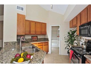 Photo 3: UNIVERSITY CITY Townhouse for sale : 2 bedrooms : 7214 Shoreline Drive #180 in San Diego