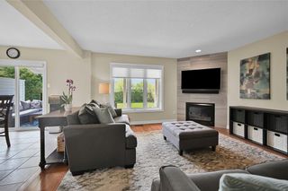 Photo 14: 5 SHADOWDALE Drive in Stoney Creek: House for sale : MLS®# H4164135
