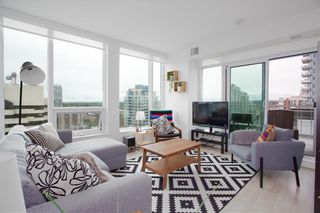 Photo 4: 2002 901 10 Avenue SW in Calgary: Beltline Apartment for sale : MLS®# C4264113