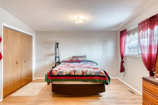 Photo 14: 704 702 54 Avenue SW in Calgary: Windsor Park Full Duplex for sale : MLS®# A2022825