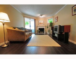 Photo 1: 112 925 W 10TH Avenue in Vancouver: Fairview VW Condo for sale (Vancouver West)  : MLS®# V714620