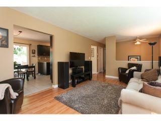 Photo 8: 2480 CAMERON Crescent in Abbotsford: Abbotsford East House for sale : MLS®# R2001058