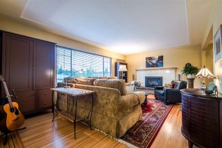 Photo 4: 1098 164 Street in Surrey: King George Corridor House for sale (South Surrey White Rock)  : MLS®# R2033134