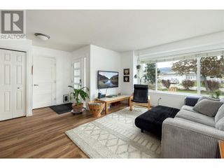 Photo 8: 742 Southwind Drive in Kelowna: House for sale : MLS®# 10309585