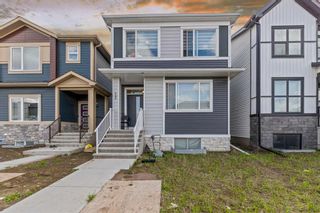 Photo 1: 17 Homestead Crescent NE in Calgary: C-686 Detached for sale : MLS®# A2134161