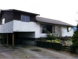 Photo 2: 13925 MCKECHNIE Road in Pitt Meadows: North Meadows House for sale : MLS®# V870562