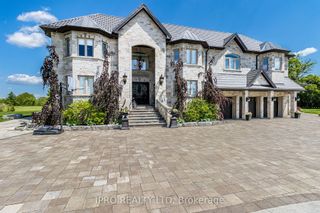 Photo 2: 23 Glenbrook Boulevard in Brampton: Toronto Gore Rural Estate House (2-Storey) for sale : MLS®# W8401006