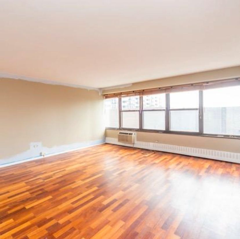 Photo 3: Photos: 6030 N Sheridan Road Unit 402 in Chicago: CHI - Edgewater Residential Lease for sale ()  : MLS®# 11081445