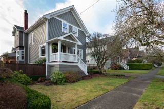 Photo 2: 316 THIRD Street in New Westminster: Queens Park House for sale : MLS®# R2424459