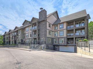 Photo 1: 303 25 Aspenmont Heights SW in Calgary: Aspen Woods Apartment for sale : MLS®# A2055584