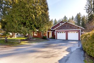 Photo 1: 20026 36A Avenue in Langley: Brookswood Langley House for sale : MLS®# R2850042