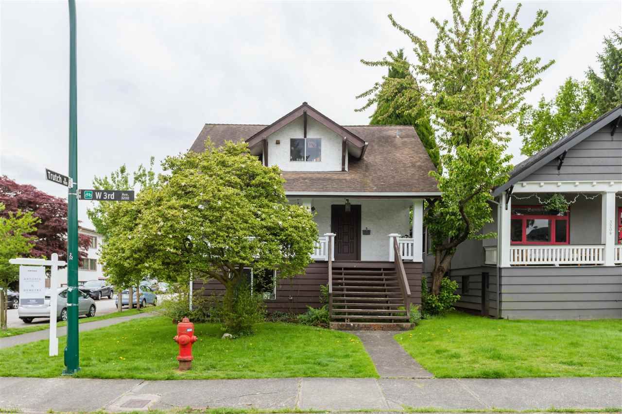 Main Photo: 3206 W 3RD Avenue in Vancouver: Kitsilano House for sale (Vancouver West)  : MLS®# R2588183