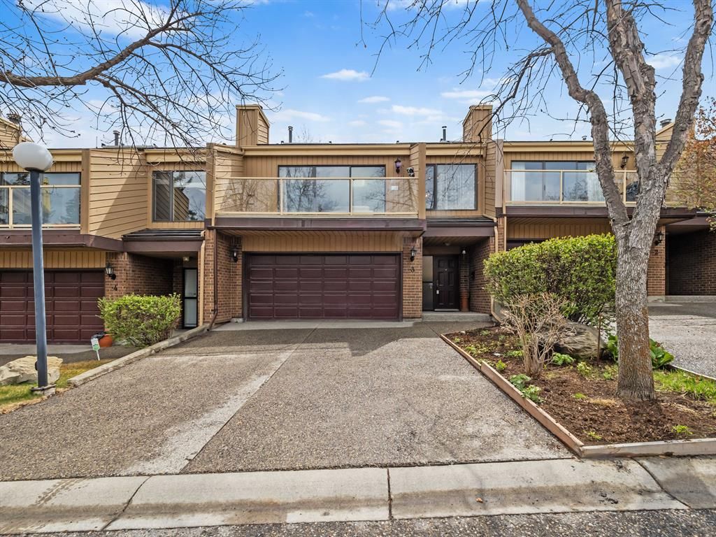 Main Photo: 3 1220 Prominence Way SW in Calgary: Patterson Row/Townhouse for sale : MLS®# A2047203