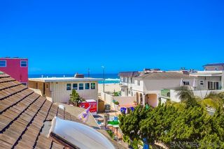 Main Photo: MISSION BEACH Condo for rent : 4 bedrooms : 731 Avalon Ct in San Diego