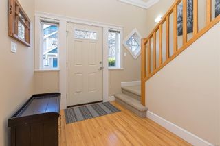 Photo 3: 13 2210 Sooke Rd in Colwood: Co Hatley Park Row/Townhouse for sale : MLS®# 952918