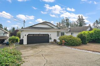 Photo 1: 2447 Valleyview Pl in Sooke: Sk Broomhill House for sale : MLS®# 944198