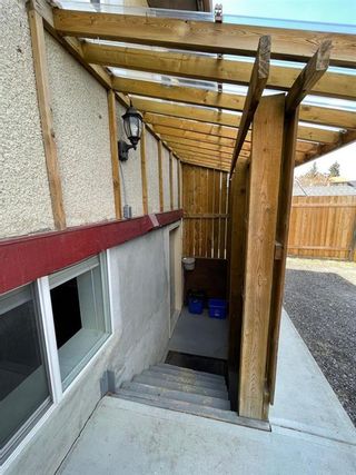 Photo 24: 31 Pinecliff Close NE in Calgary: Pineridge Semi Detached (Half Duplex) for sale : MLS®# A2020331