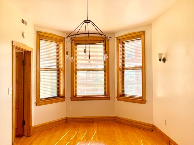 Photo 4: Photos: 1320 Claremont Avenue in CHICAGO: CHI - West Town Rentals for rent ()  : MLS®# 10450486