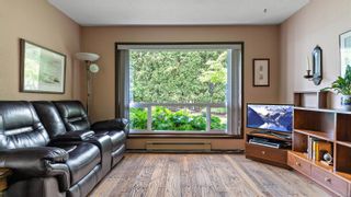Photo 6: 1373 W Treebank Rd in Esquimalt: Es Kinsmen Park House for sale : MLS®# 874282