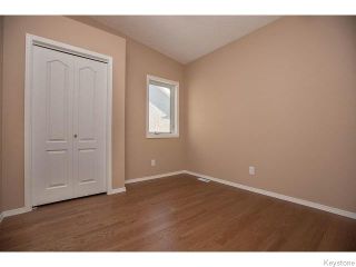 Photo 11: 152 Wainwright Crescent in WINNIPEG: St Vital Residential for sale (South East Winnipeg)  : MLS®# 1531945