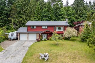 Photo 2: 2543 LOMOND Way in Squamish: Garibaldi Highlands House for sale : MLS®# R2703463