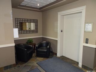 Photo 4: 104W 1300 Stockton Street in Regina: Lakeridge RG Residential for sale : MLS®# SK784396