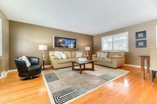 Photo 6: 91 Cumberland Drive NW in Calgary: Cambrian Heights Detached for sale : MLS®# A2020911