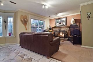 Photo 11: 20917 94 Ave Heritage Circle Walnut Grove in Langley: Home for sale : MLS®# R2028320