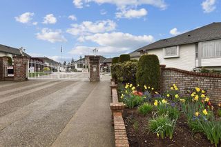 Main Photo: 35 33922 KING Road in Abbotsford: Poplar Townhouse for sale in "Kingsview Estates" : MLS®# R2871286