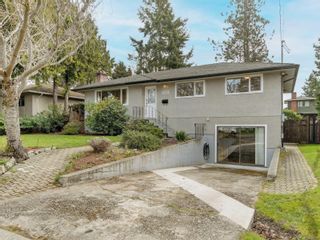Photo 2: 1925 Townley St in Saanich: SE Camosun House for sale (Saanich East)  : MLS®# 895776