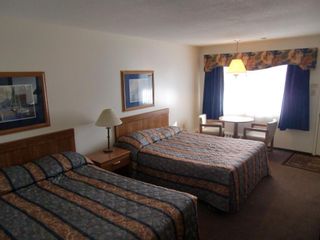 Photo 3: 535 16 Street SW: Medicine Hat Hotel/Motel for sale : MLS®# A2035254