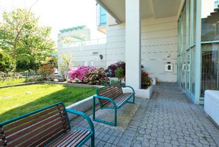 Photo 18: 403 140 E 14TH Street in North Vancouver: Central Lonsdale Condo for sale : MLS®# V1006221