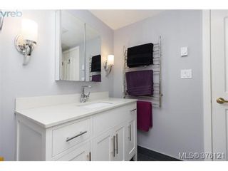 Photo 14: 301 2311 Mills Rd in SIDNEY: Si Sidney North-West Condo for sale (Sidney)  : MLS®# 755082