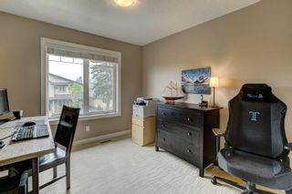 Photo 19: 2431 22 Street NW in Calgary: Banff Trail Semi Detached (Half Duplex) for sale : MLS®# A2047937