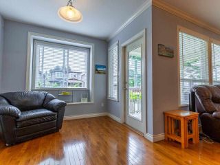 Photo 13: 15495 THRIFT Avenue: White Rock House for sale (South Surrey White Rock)  : MLS®# R2579930