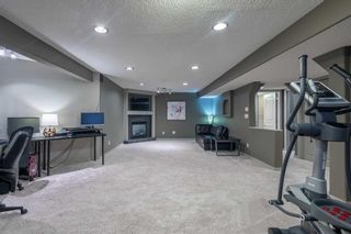 Photo 25: 20 Crestmont Drive SW in Calgary: Crestmont Detached for sale : MLS®# A2075953