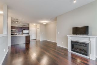 Photo 2: 207 2336 WHYTE Avenue in Port Coquitlam: Central Pt Coquitlam Condo for sale in "CENTREPOINTE" : MLS®# R2423932