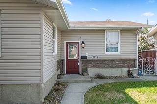 Photo 5: 7123 136 Avenue in Edmonton: Zone 02 House for sale : MLS®# E4335590