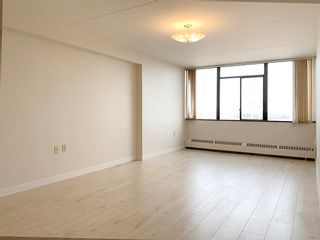 Photo 7: 1707 6651 MINORU Boulevard in Richmond: Brighouse Condo for sale in "PARK TOWERS" : MLS®# R2622597
