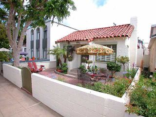 Photo 2: PACIFIC BEACH House for sale : 1 bedrooms : 833 Island Ct. in San Diego