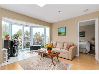 Photo 3: PH8 2238 ETON Street in Vancouver: Hastings Condo for sale (Vancouver East)  : MLS®# V1097894