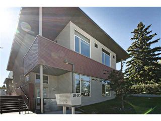 Photo 1: 110 1905 27 Avenue SW in CALGARY: South Calgary Townhouse for sale (Calgary)  : MLS®# C3636189