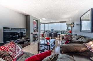 Photo 5: 1704 1065 QUAYSIDE Drive in New Westminster: Quay Condo for sale in "QUAYSIDE TOWER II" : MLS®# R2181912