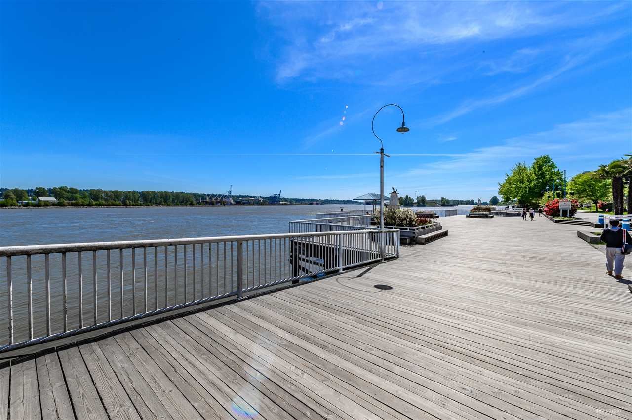 Main Photo: 2010 908 QUAYSIDE Drive in New Westminster: Quay Condo for sale in "RIVERSKY-1" : MLS®# R2504481