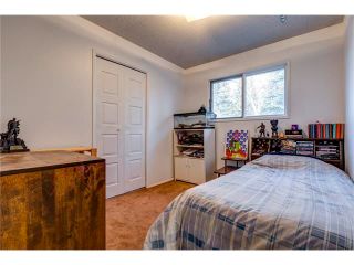 Photo 17: 5844 DALCASTLE Crescent NW in Calgary: Dalhousie House for sale : MLS®# C4053124