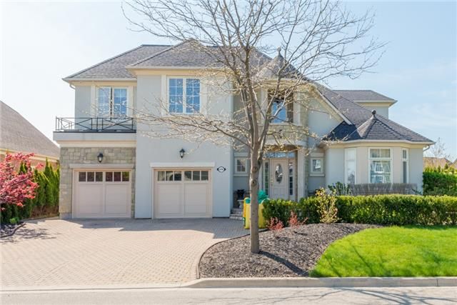 Main Photo: 696 St.Nicholas Court in Mississauga: Lorne Park Freehold for sale : MLS®# W3501897