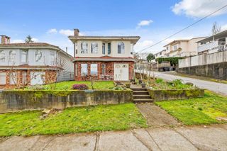 Photo 2: 728 E 21ST Avenue in Vancouver: Fraser VE House for sale (Vancouver East)  : MLS®# R2866071