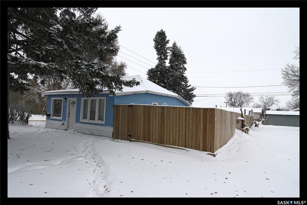 Main Photo: 1801 102nd Street in North Battleford: Sapp Valley Residential for sale : MLS®# SK834290