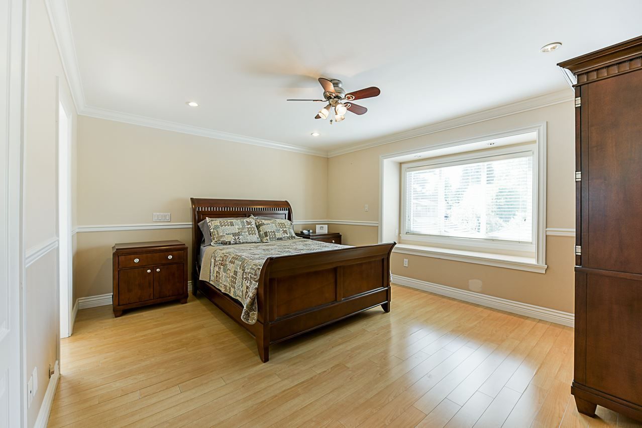 Photo 13: Photos: 2125 EDINBURGH STREET in New Westminster: Connaught Heights House for sale : MLS®# R2275635